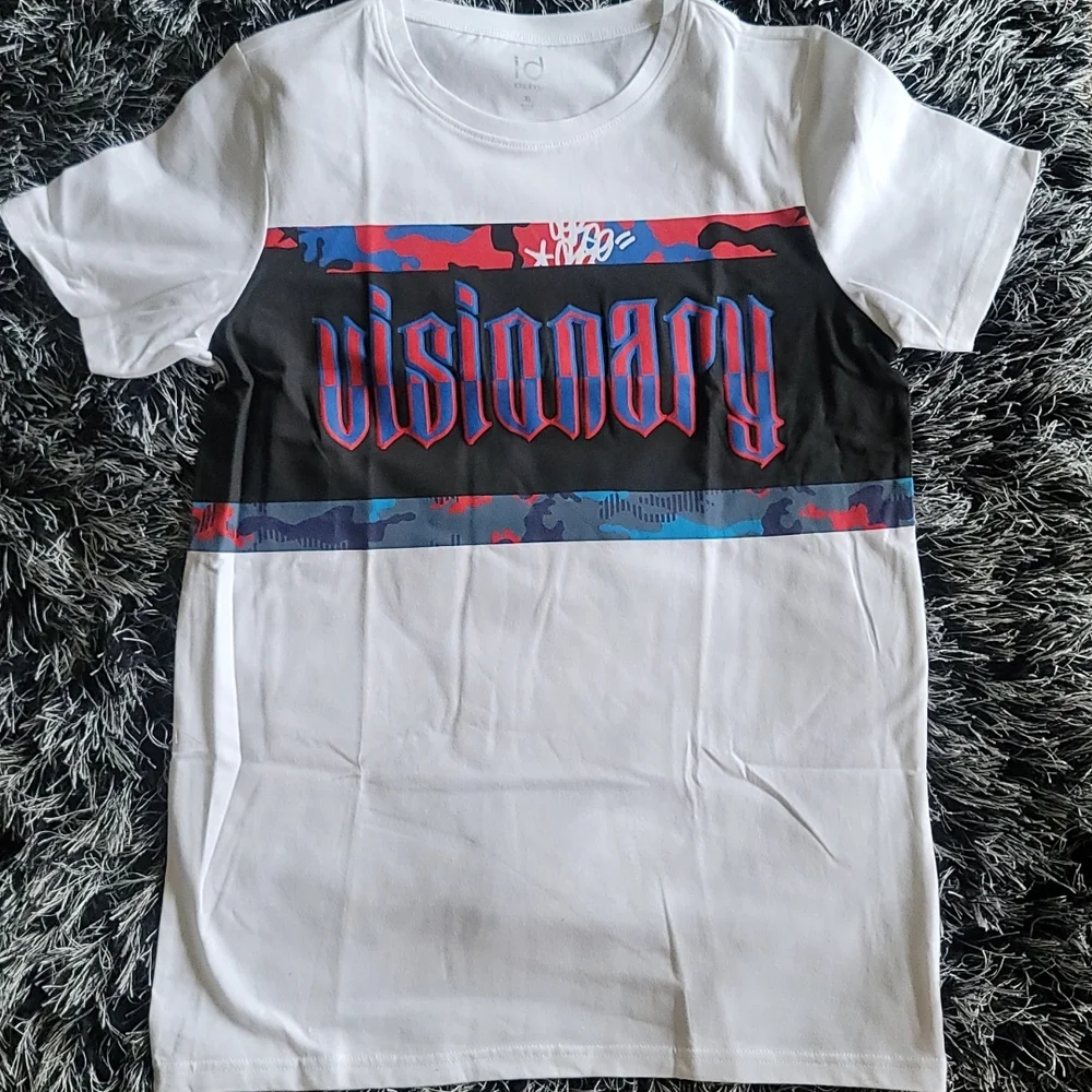 Tshirt - Picture 2 of 2